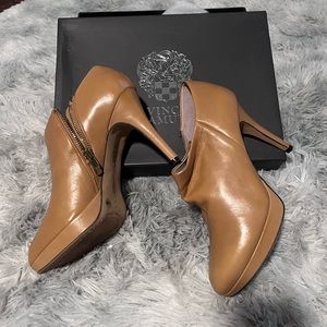 VINCE CAMUTO heels pumps wedges booties 8.5